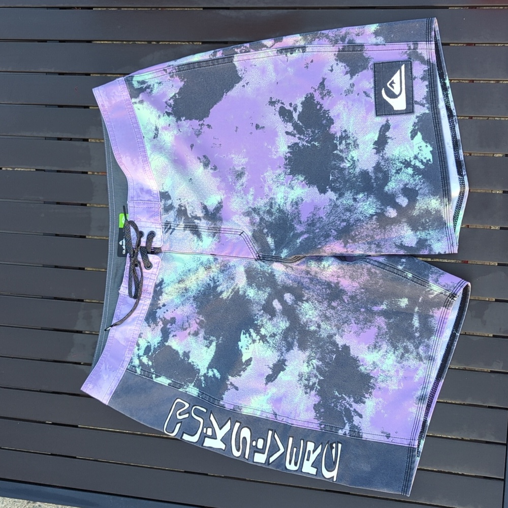 Quiksilver Highline board shorts 34"